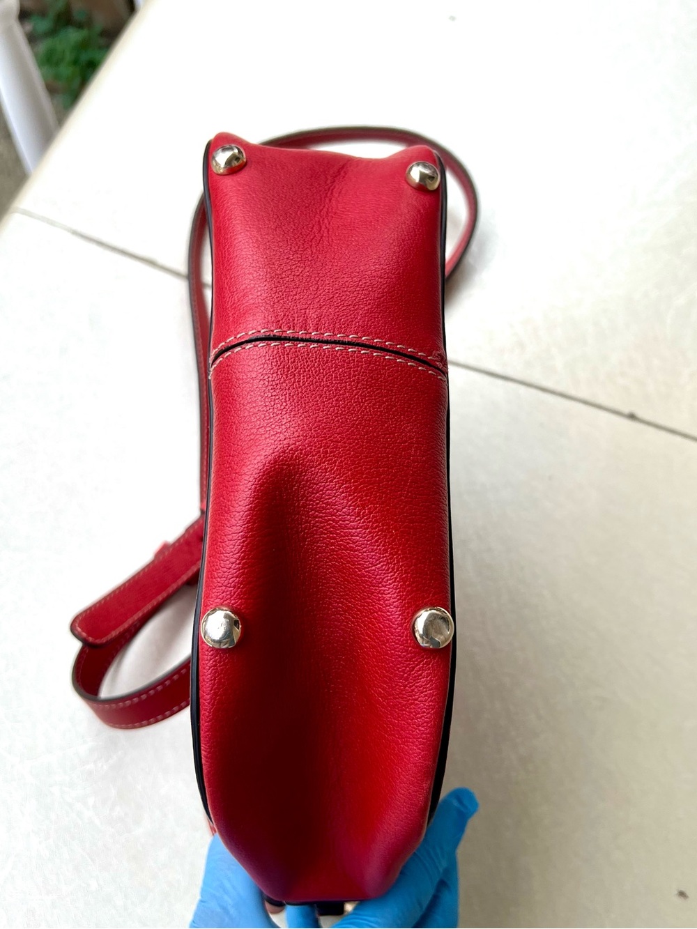 Anna Cori Rossa Vitello Red Leather Crossbody Saddle Bag - Picture 5 of 12